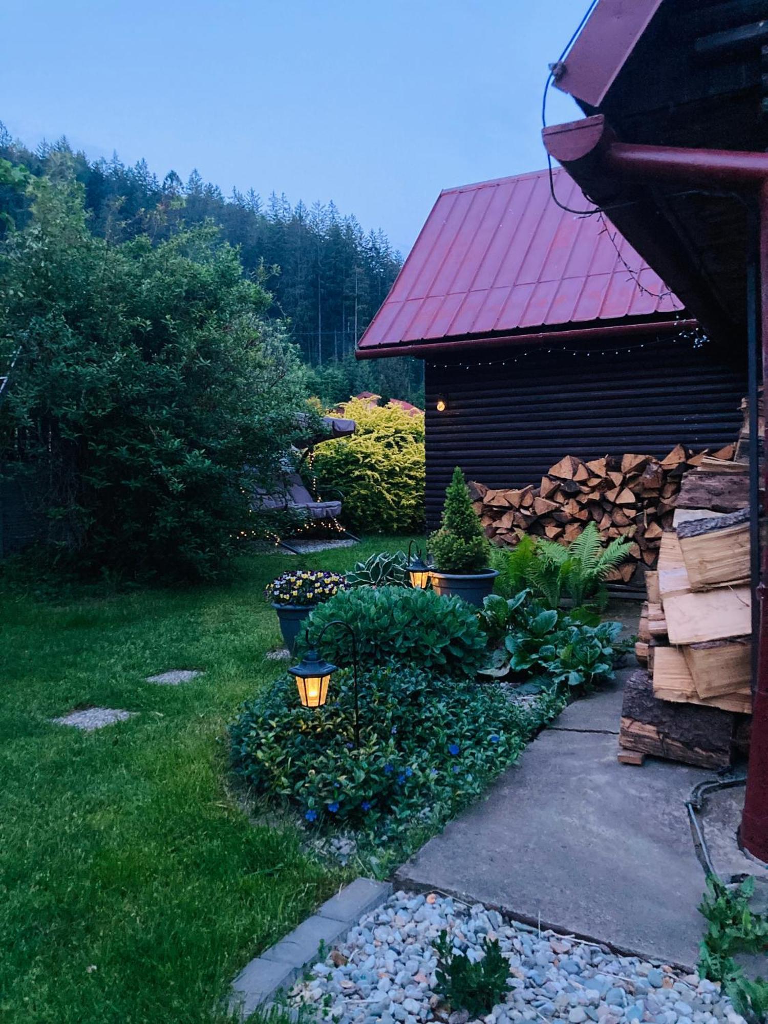 Utulna Chaloupka Na Valassku Valašská Bystřice Exterior foto