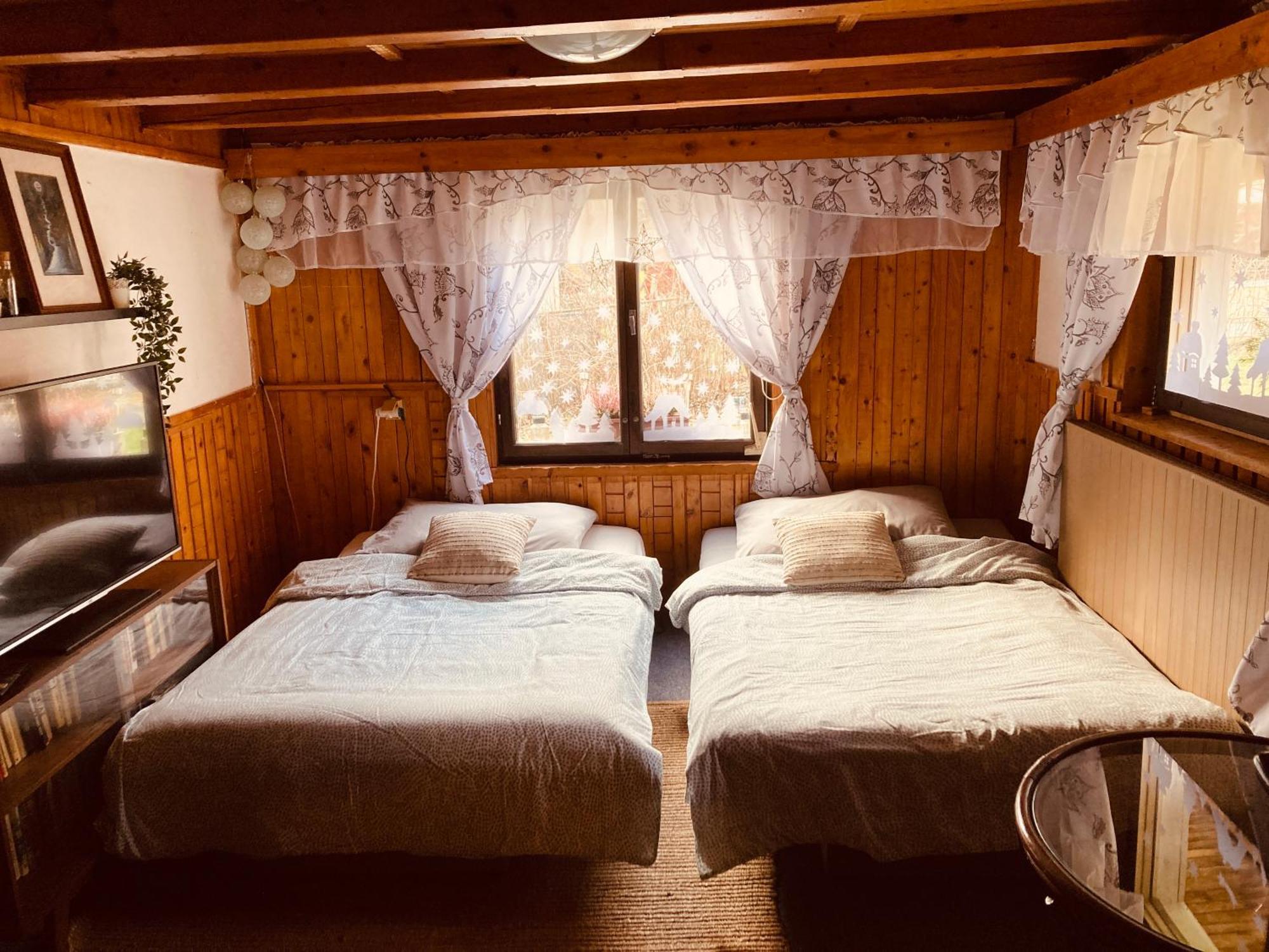 Utulna Chaloupka Na Valassku Valašská Bystřice Exterior foto